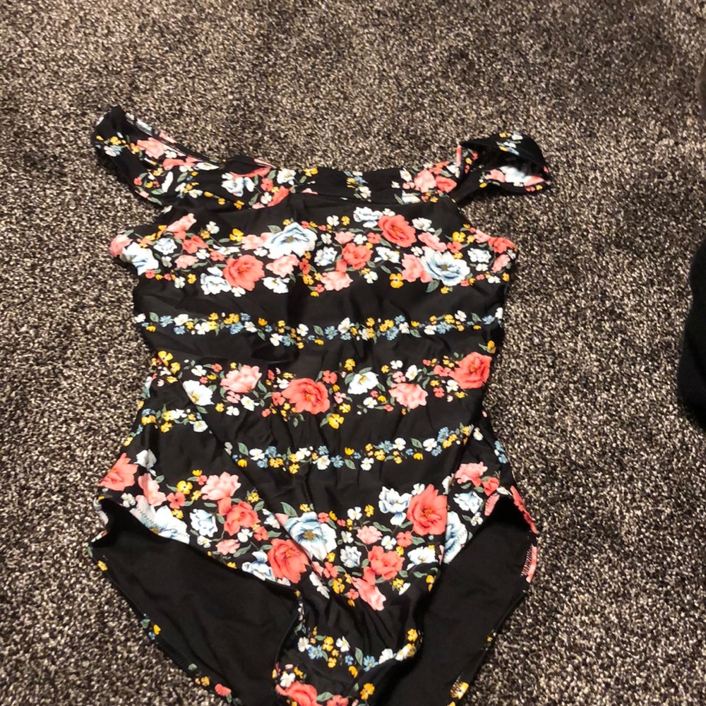 Bathing suit